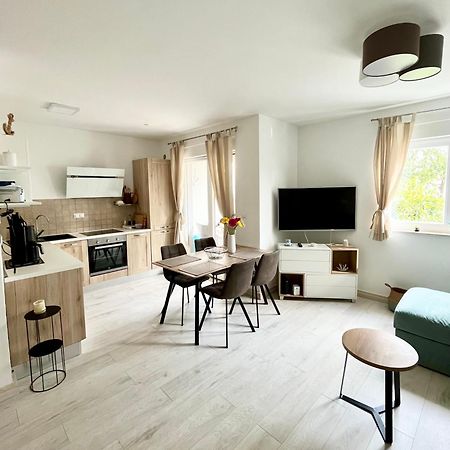 Apartment Laura بودْسْتغانا المظهر الخارجي الصورة